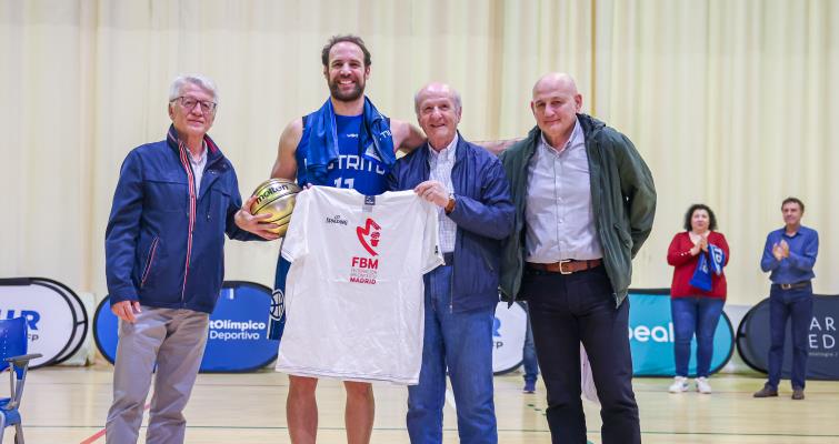 Reconocimiento de la FBM a Iñaki del Castillo