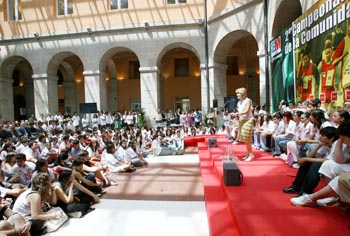 Recepción de la Presidenta de la Comunidad a los Campeones de los Campeonatos Escolares