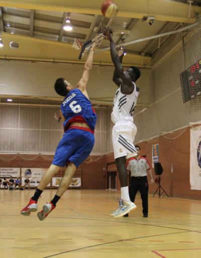 VTorneoEBA2013J3ARMadridEstudiantes Foto2