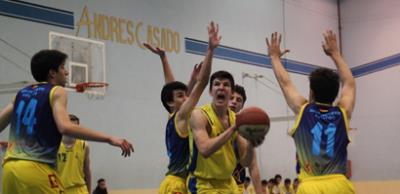 El Canoe remata a la tercera