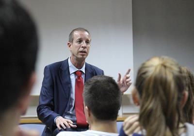 DebateFBM12 Foto2