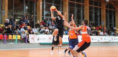 Golpe en la mesa del Baloncesto Alcalá