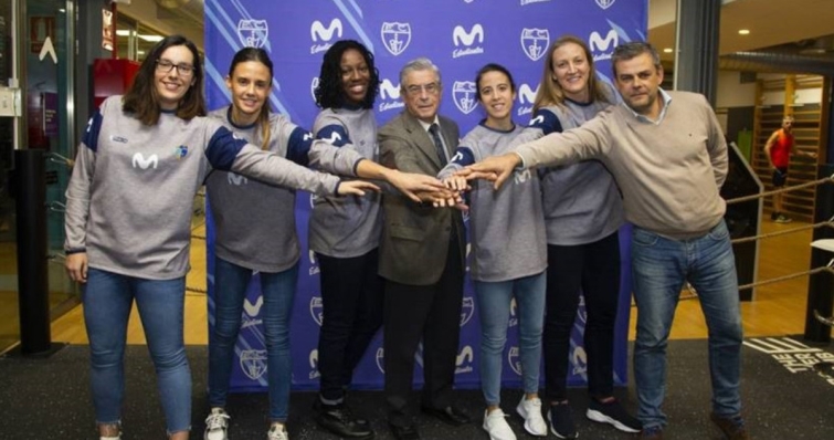 Estudiantes prepara su fiesta en el Palacio