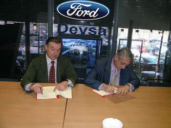 Firma del contrato de patrocinio